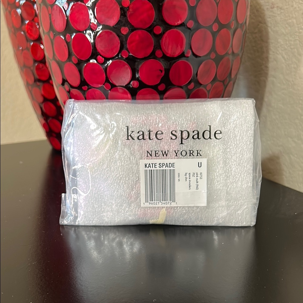 Kate Spade x Space Invaders NWT Embellished Bag Charm Keychain MSRP $110 - Picture 5 of 11